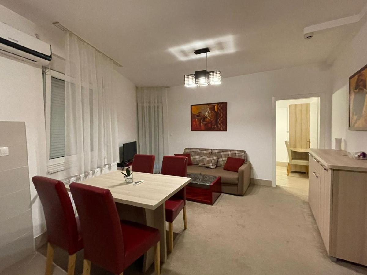 Holiday Wing Apartments Jagodina Εξωτερικό φωτογραφία